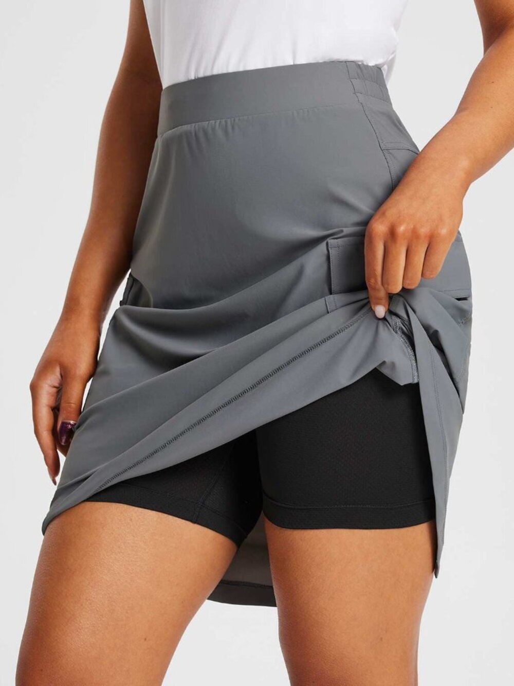 NWT baleaf Flyleaf UPF 50+ Quick Dry Cargo Skort Gray Size M